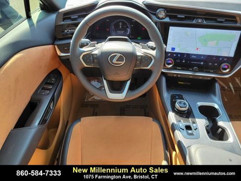 Used 2023 Lexus RZ 450e Premium image 13