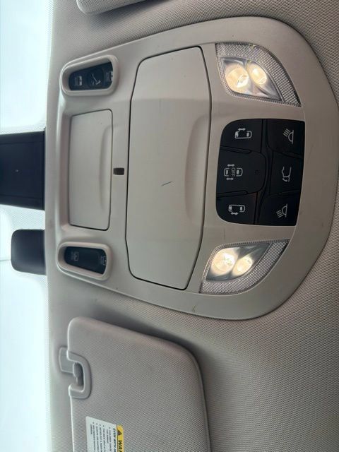 Used 2019 Chrysler Pacifica Limited FWD image 23