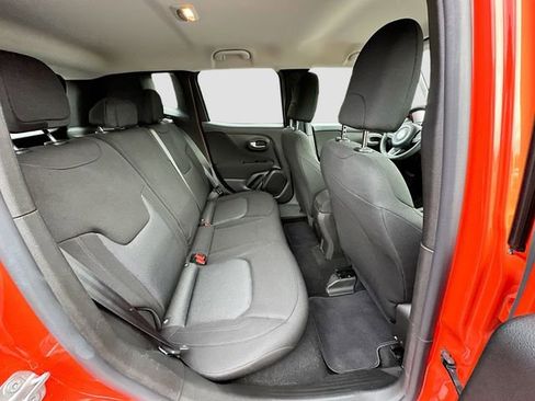 Used 2021 Jeep Renegade Sport w/ Sport Appearance Group image 24