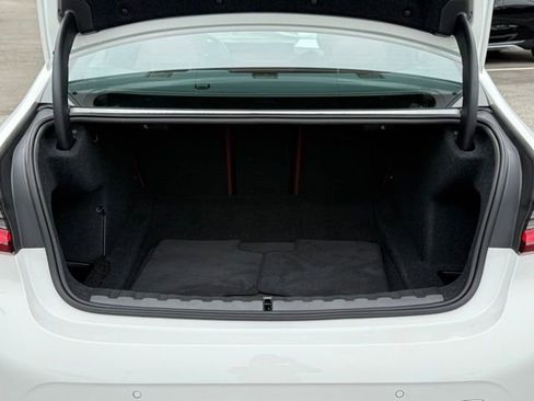 Used 2025 BMW 330i Sedan w/ M Sport Package image 16