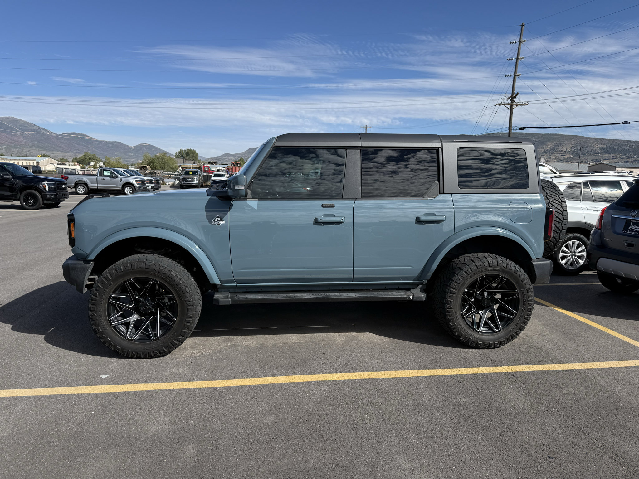 Used 2021 Ford Bronco Outer Banks AWD/4WD image 4