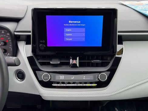 Used 2023 Toyota Corolla SE w/ SE Premium Package image 17