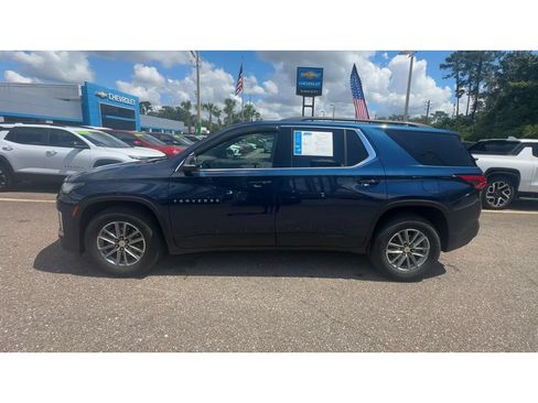 Used 2023 Chevrolet Traverse LT AWD/4WD image 5