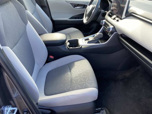 Used 2023 Toyota RAV4 XLE image 26