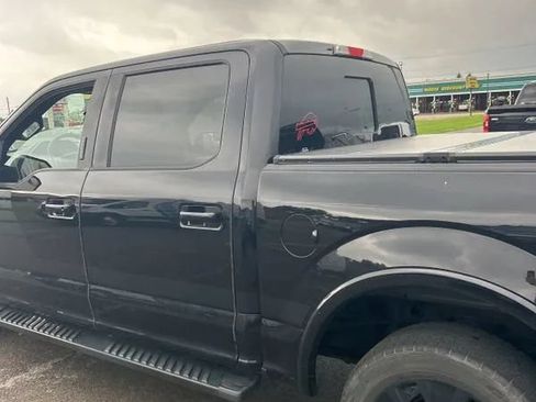Used 2019 Ford F150 XLT w/ Equipment Group 302A Luxury AWD/4WD image 4