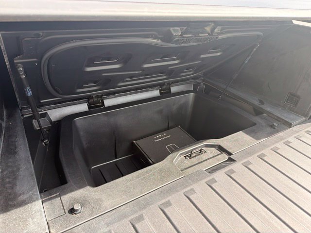 Used 2026 Tesla Cybertruck AWD Crew Cab image 20