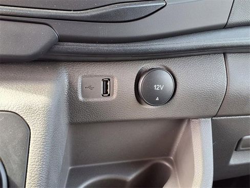 New 2023 Ford E-Transit image 10