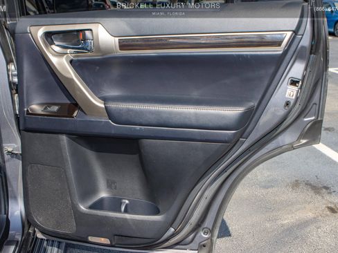 Used 2017 Lexus GX 460 w/ Navigation Package image 14