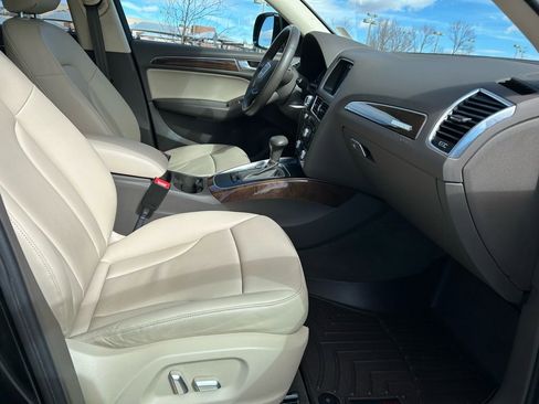 Used 2017 Audi Q5 2.0T Premium image 30