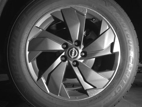 Used 2025 Nissan Rogue SV FWD image 14