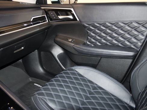 Used 2023 Mitsubishi Outlander SEL image 52