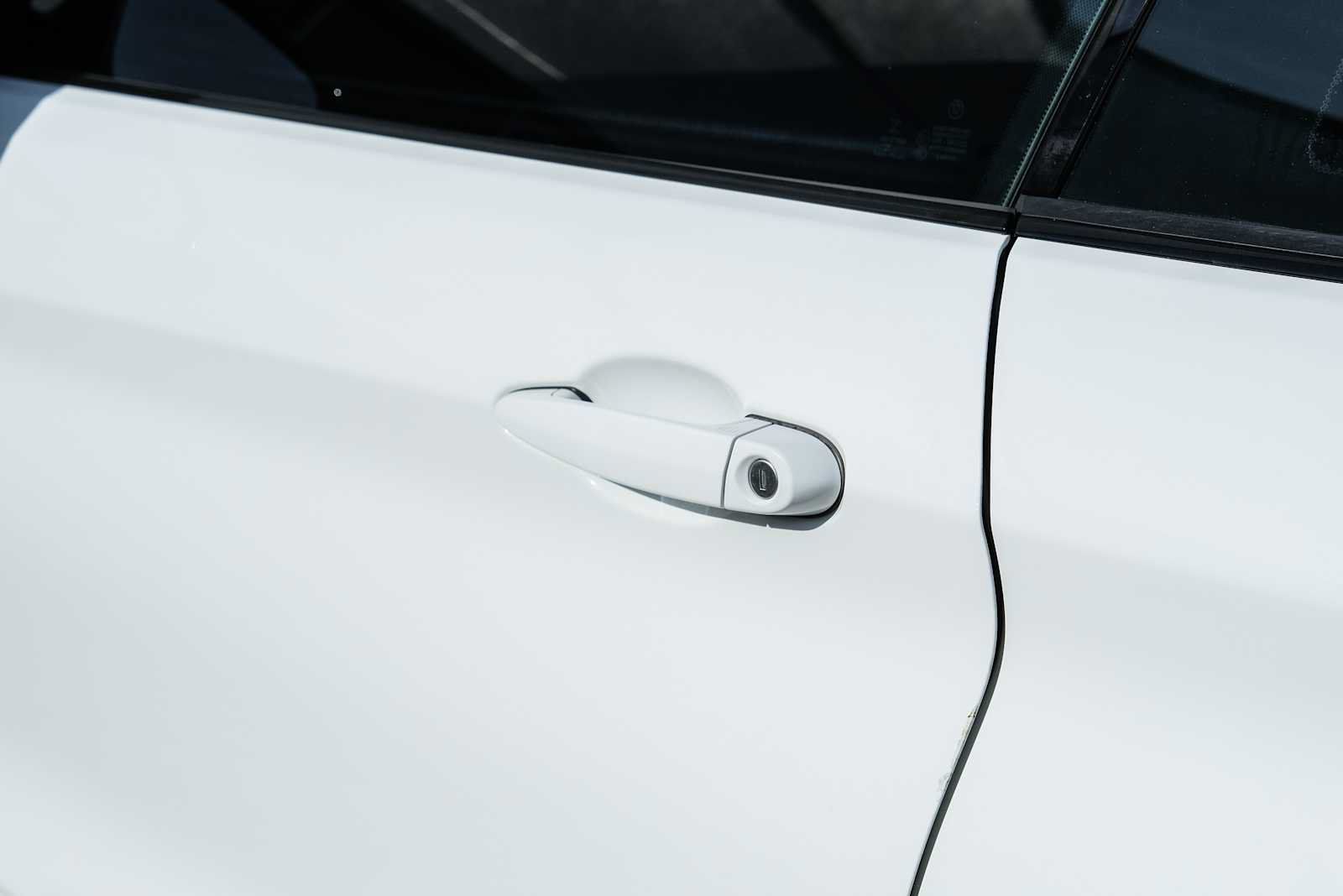 Used 2015 BMW M4 Coupe RWD image 22