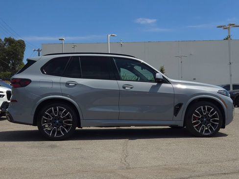 Used 2024 BMW X5 xDrive50e w/ Executive Package AWD/4WD image 4