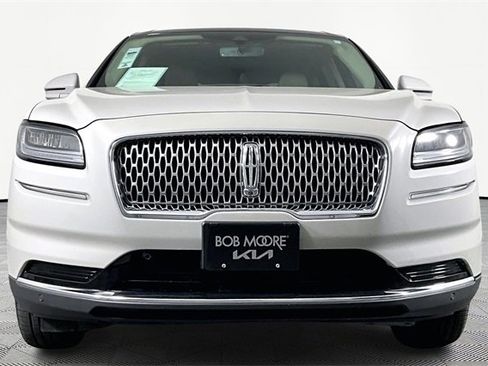 Used 2021 Lincoln Nautilus Reserve w/ Equipment Group 201A image 2