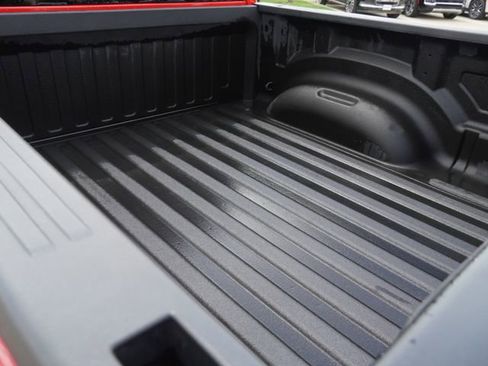 Used 2025 RAM 1500 Big Horn AWD/4WD image 12