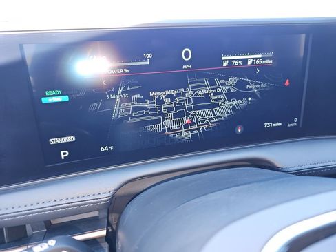 Used 2025 Nissan Ariya FWD image 37