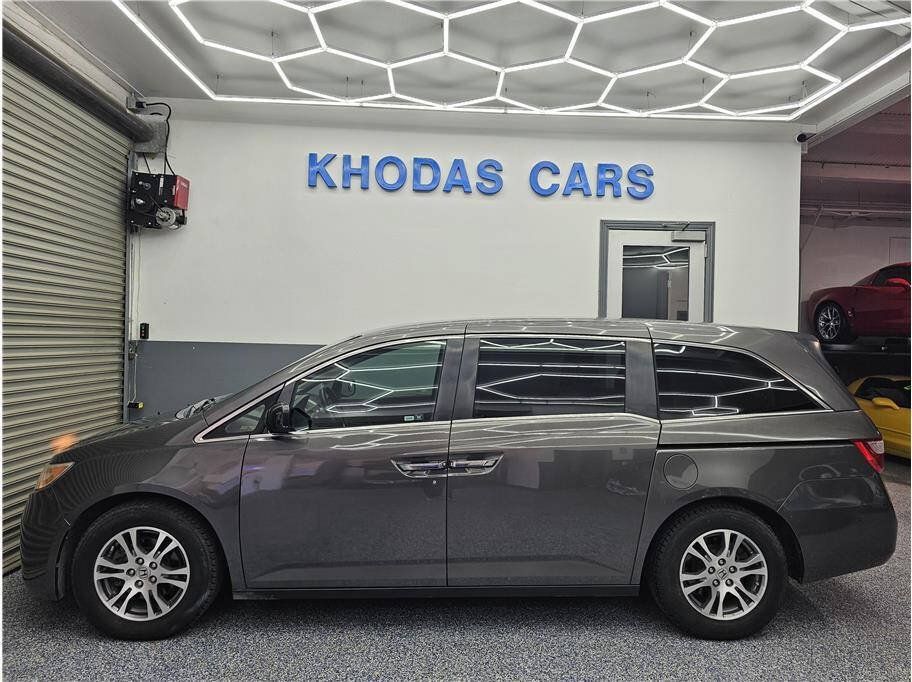 Used 2012 Honda Odyssey EX image 1