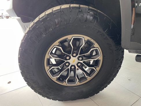 Used 2020 Chevrolet Colorado ZR2 w/ LPO, Power Package image 12