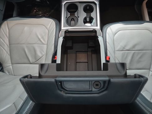 Used 2022 Ford F350 Limited w/ FX4 Off-Road Package image 38