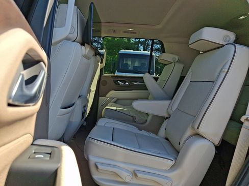 Used 2024 GMC Yukon Denali w/ Max Trailering Package AWD/4WD image 7