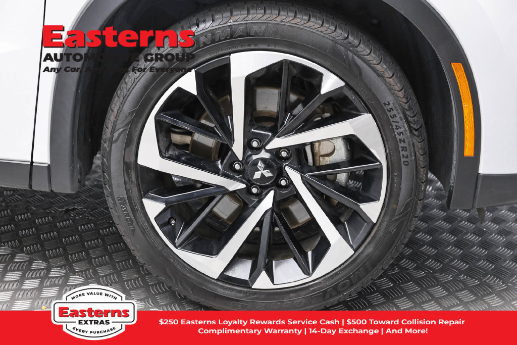 Used 2024 Mitsubishi Outlander SE FWD image 32