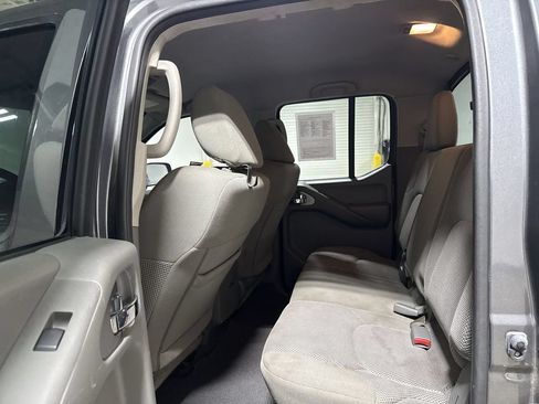 Used 2019 Nissan Frontier SV RWD image 22