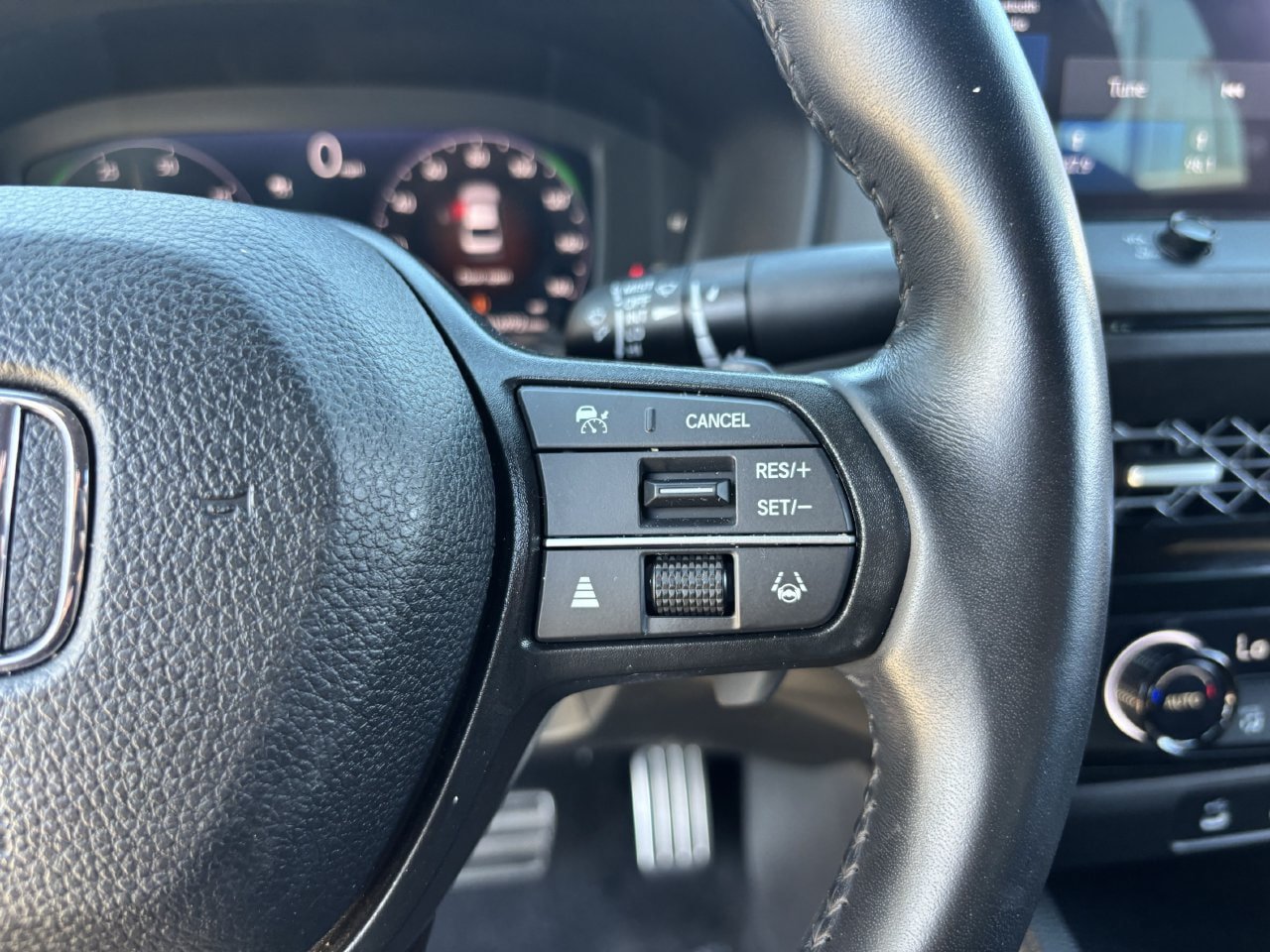 Certified 2024 Honda Accord Sport image 29