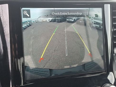 Used 2021 RAM 1500 Laramie AWD/4WD image 25