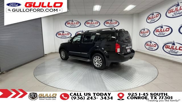 Used 2011 Nissan Pathfinder LE w/ Navigation Pkg AWD/4WD image 6