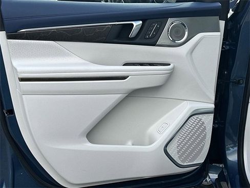 New 2026 Buick Enclave Avenir w/ Super Cruise Package image 19