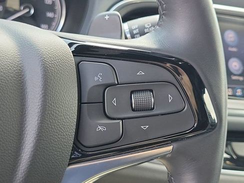 Used 2024 Buick Enclave Essence w/ Sport Touring Edition FWD image 31