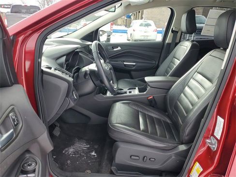 Certified 2019 Ford Escape Titanium w/ U9j03 - Titanium Tow Package image 15