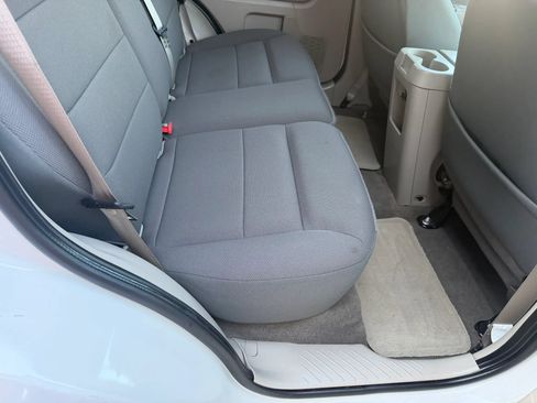 Used 2010 Ford Escape XLT FWD image 20