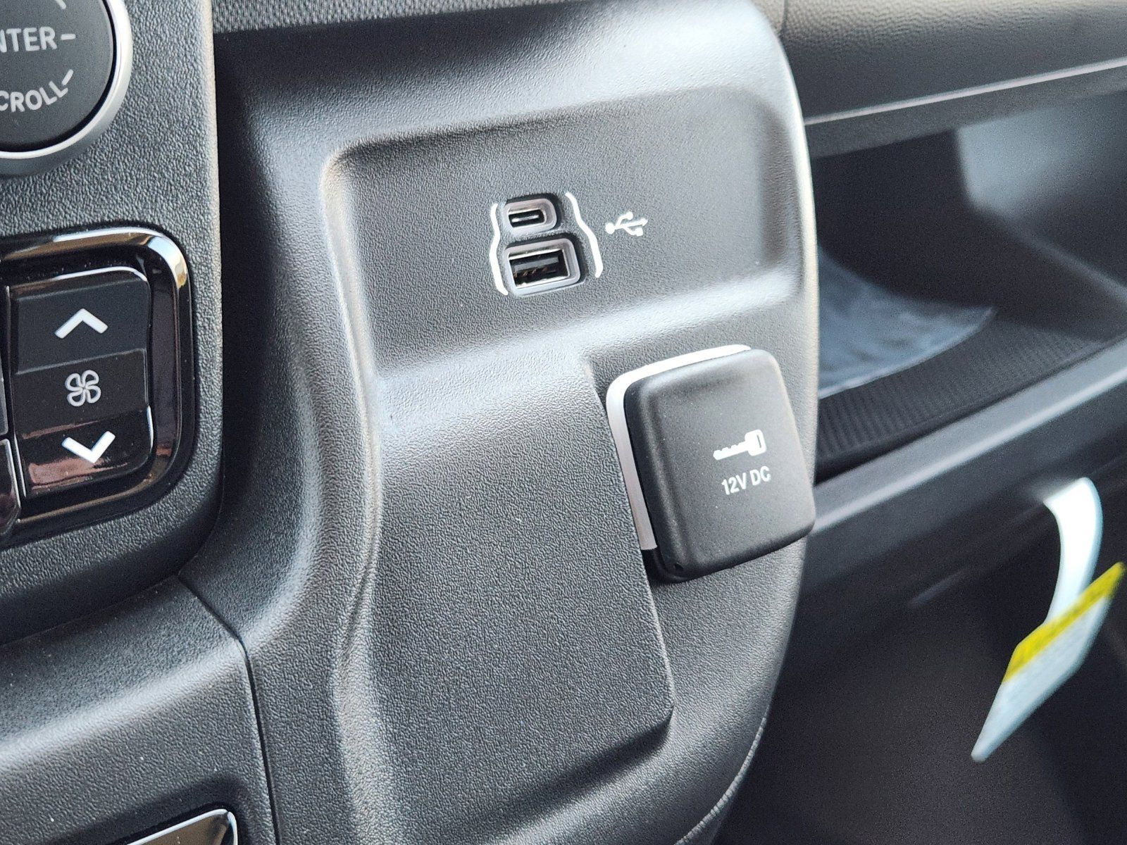New 2026 RAM ProMaster 2500 w/ Safety Group FWD image 19