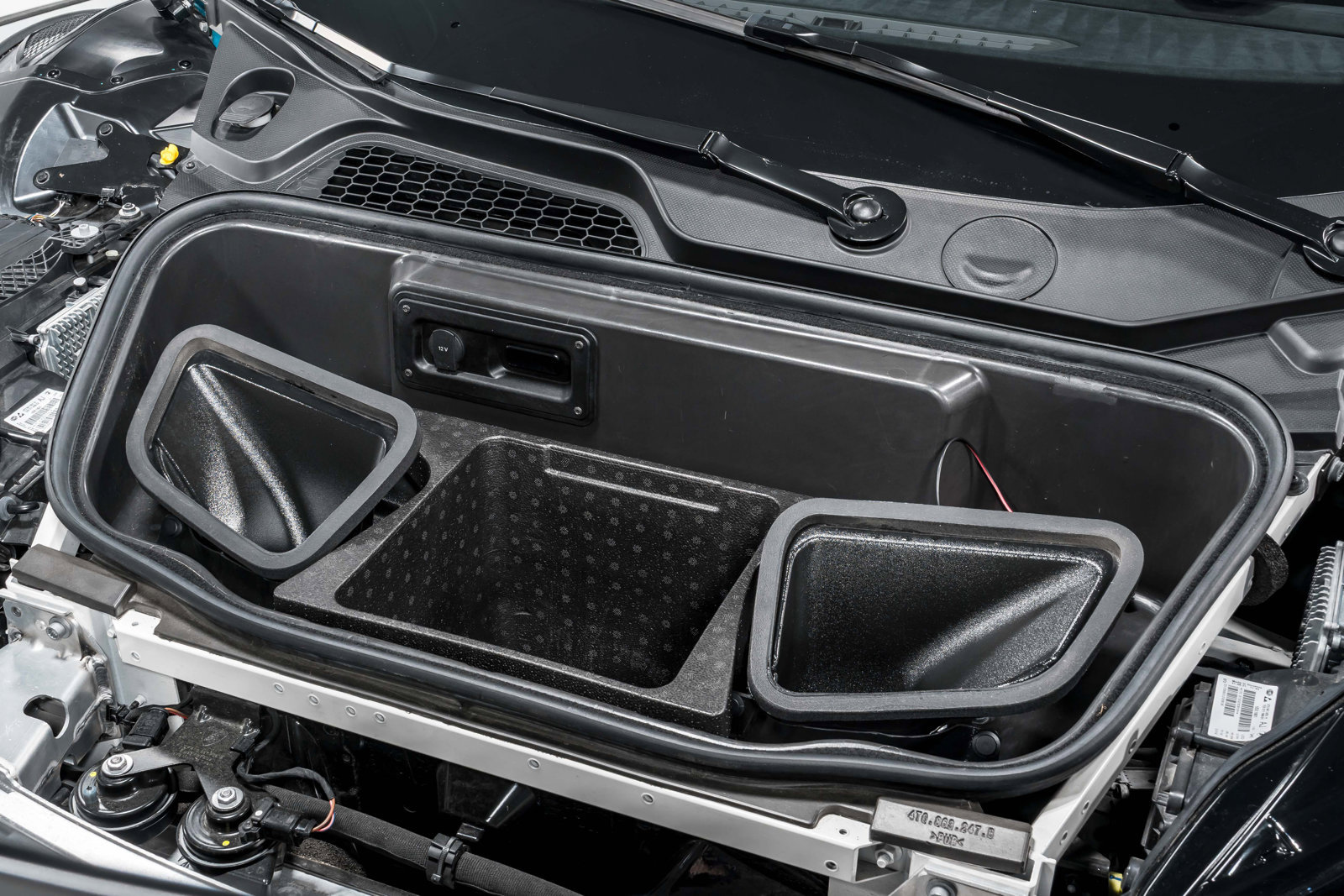Used 2022 Lamborghini Huracan STO RWD image 46