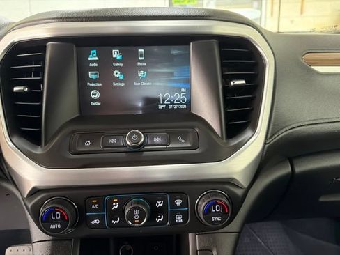 Used 2019 GMC Acadia SLE w/ LPO, Black Accent Package FWD image 18