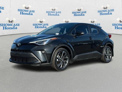 Used 2020 Toyota C-HR Limited image 2