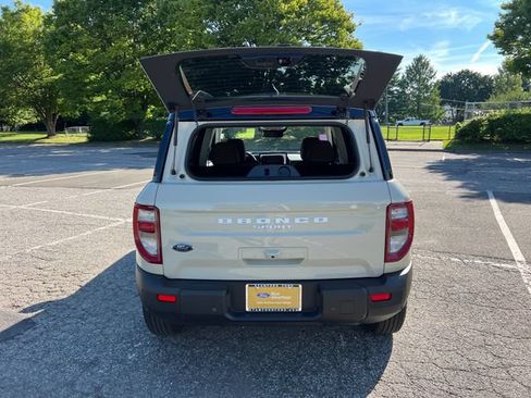 Used 2025 Ford Bronco Sport Outer Banks w/ Outer Banks Tech Package+ AWD/4WD image 28