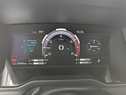 Used 2023 Toyota Tundra Platinum AWD/4WD image 30