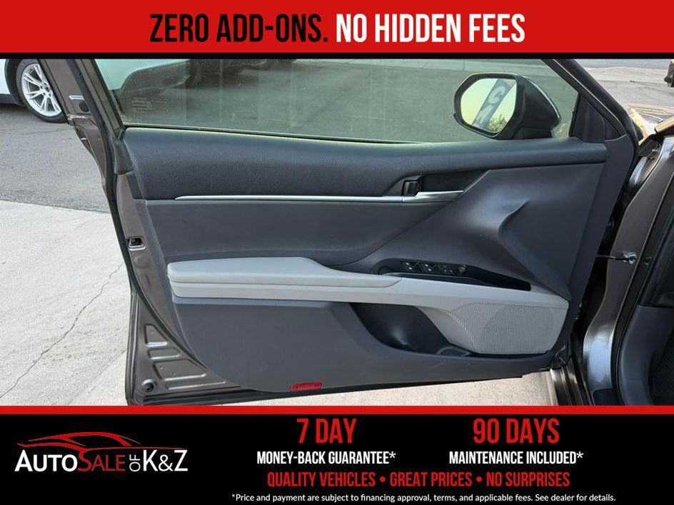 Used 2020 Toyota Camry SE FWD image 24