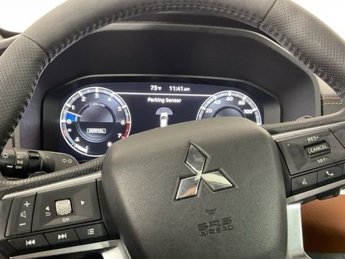 Used 2022 Mitsubishi Outlander SEL image 29