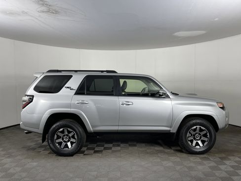Used 2023 Toyota 4Runner TRD Off-Road Premium image 5