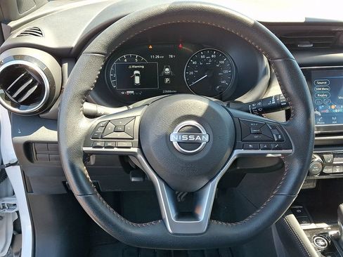 Certified 2023 Nissan Kicks SR w/ SR Premium Package FWD image 18
