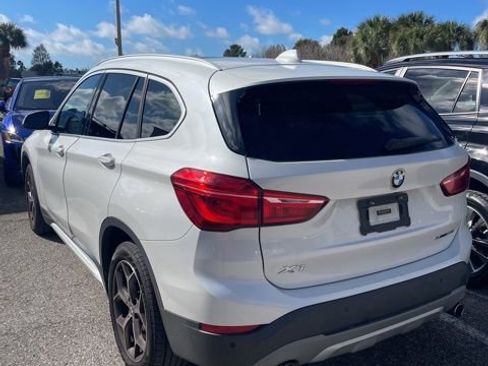 Used 2019 BMW X1 xDrive28i w/ Convenience Package image 2