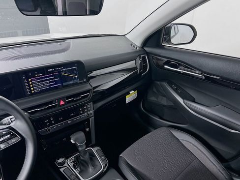 New 2026 Kia Seltos S image 22