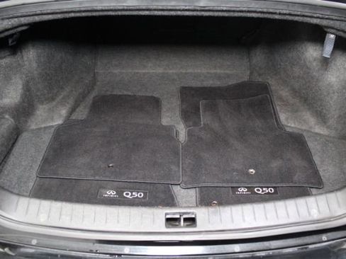 Used 2016 INFINITI Q50 Premium w/ Driver Assistance Package image 23