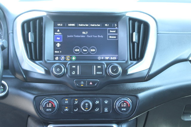 Used 2022 GMC Terrain SLT AWD/4WD image 18