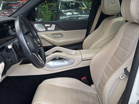 Certified 2023 Mercedes-Benz GLS 580 4MATIC image 24
