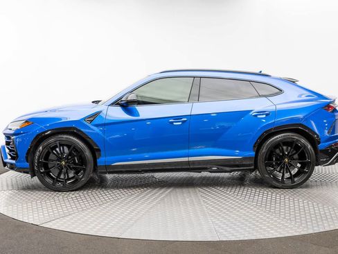 Used 2019 Lamborghini Urus image 3