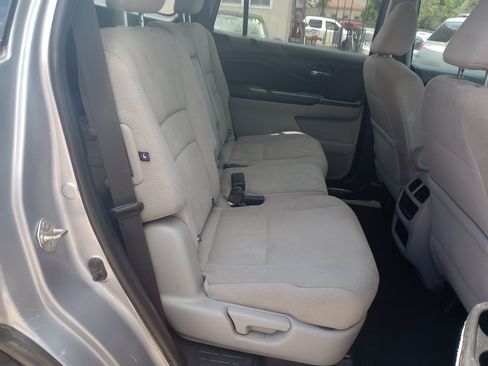 Used 2017 Honda Pilot EX image 15
